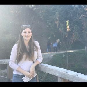 Meet your Posher, Kendra